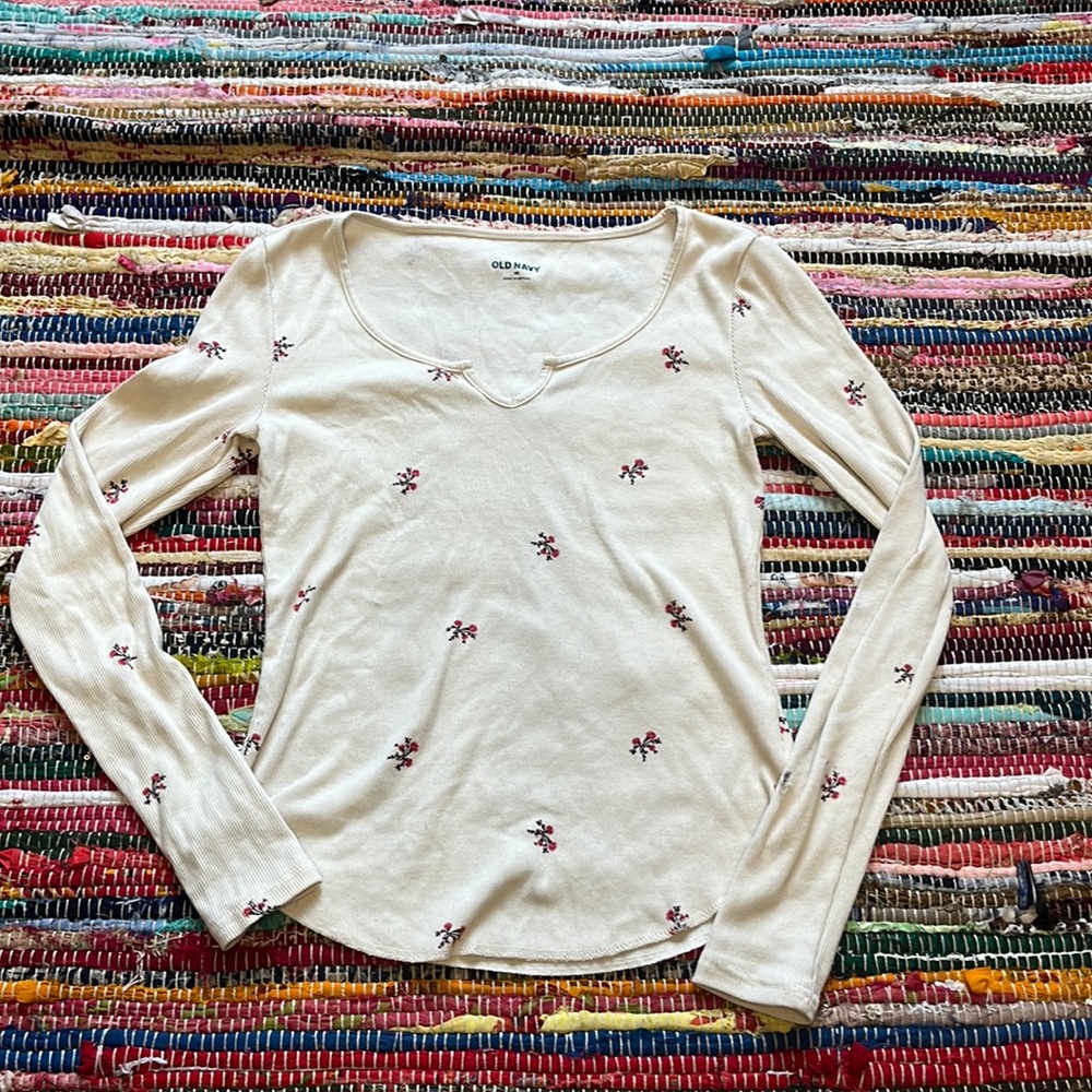 Old Navy off white floral long sleeve
